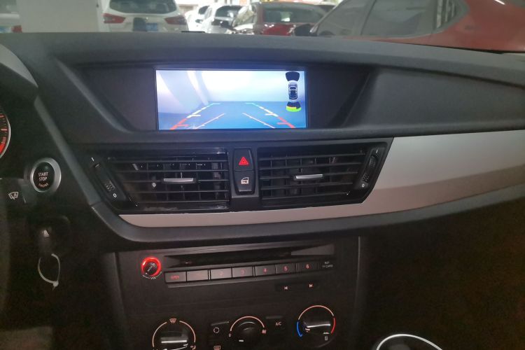 宝马X1 2014款 sDrive18i 时尚型中控内饰16
