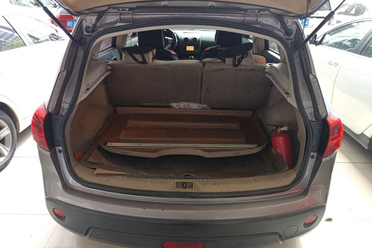 日产 逍客 2012款 2.0XL 火 CVT 2WD中控内饰23