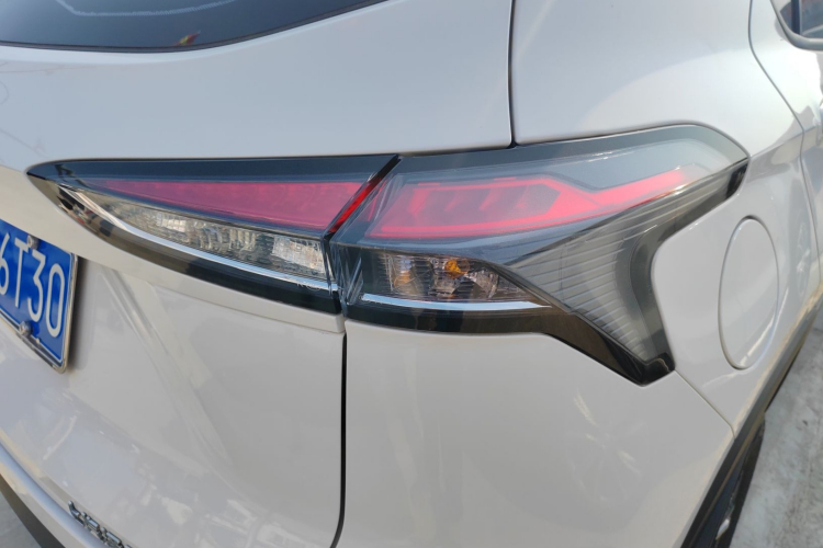 宝骏510 2021款 1.5L 手动劲享型车身外观6006