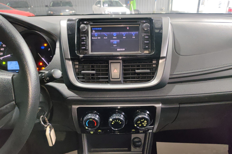 丰田 YARiS L 致炫 2016款 改款 1.5E CVT魅动版中控内饰16