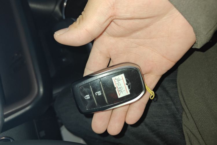 丰田 汉兰达 2018款 2.0T 四驱豪华版 7座 国VI中控内饰11