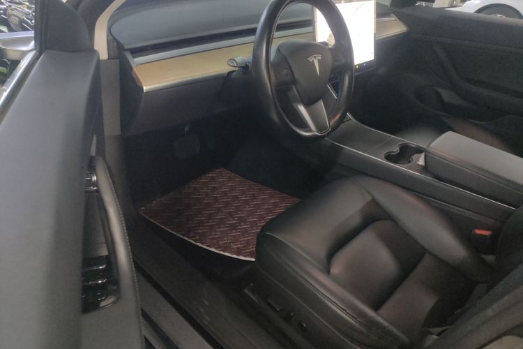特斯拉 Model 3 2020款 标准续航后驱升级版局部细节19