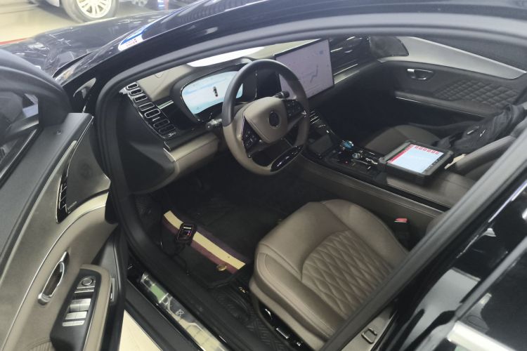 比亚迪 汉 2022款 DM-i 121KM 尊荣型中控内饰20