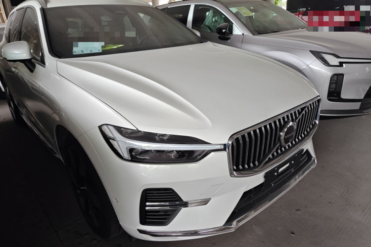 沃尔沃XC60新能源 2025款 插电式混动 长续航四驱智雅豪华版车身外观6002