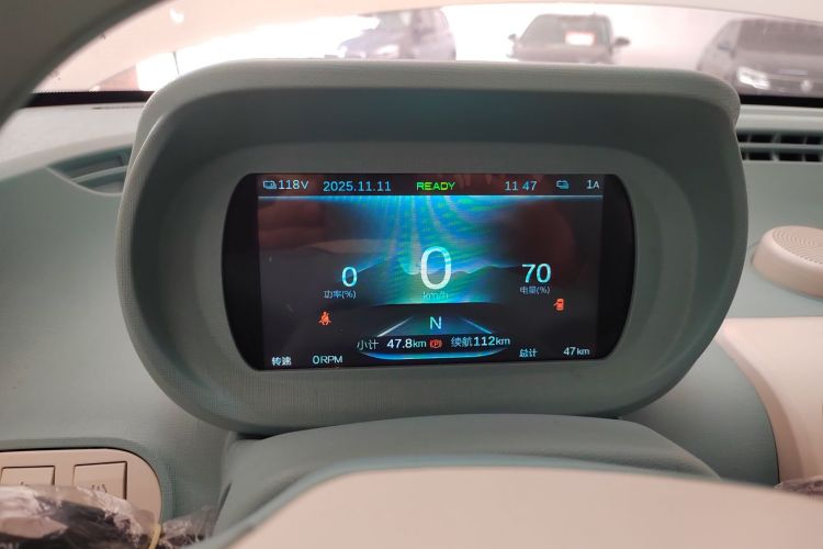 凌宝汽车 凌宝uni 2025款 微甜版 11.52kWh中控内饰14