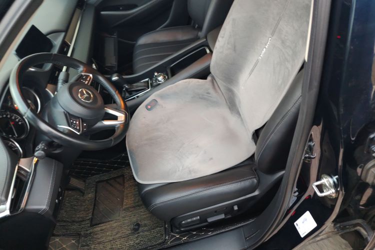 马自达 阿特兹 2020款 2.0L 蓝天豪华版局部细节19