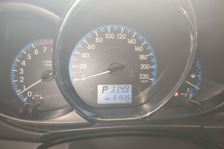 丰田 威驰FS 2017款 1.5L CVT锋驰版中控内饰14