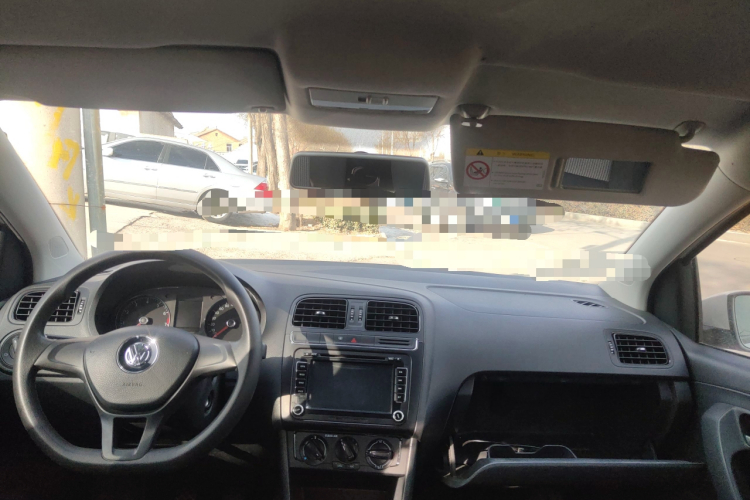 大众 Polo 2016款 1.4L 手动风尚型中控内饰22