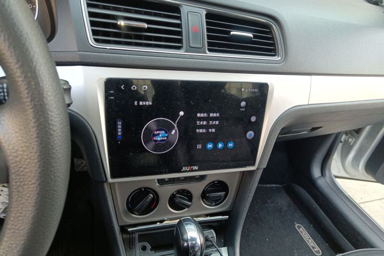 大众 朗逸 2013款 改款经典 1.6L 自动舒适版中控内饰16