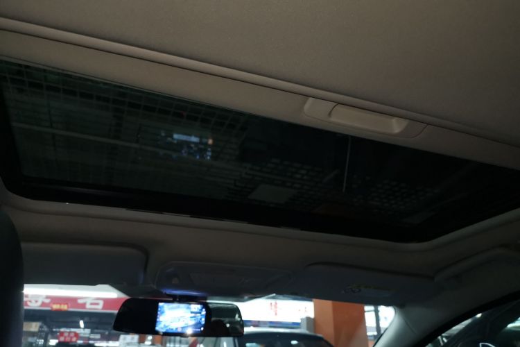 福特 福克斯 2015款 三厢 EcoBoost 125 自动超能风尚型局部细节22