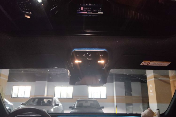 奔驰E级 2025款 E 300 L 时尚型中控内饰22