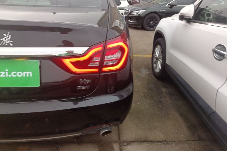 红旗H7 2021款 1.8T 舒适版车身外观9