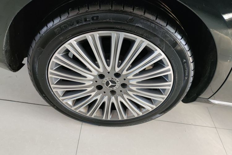 奔驰E级 2020款 E 300 L 时尚型车身外观6008