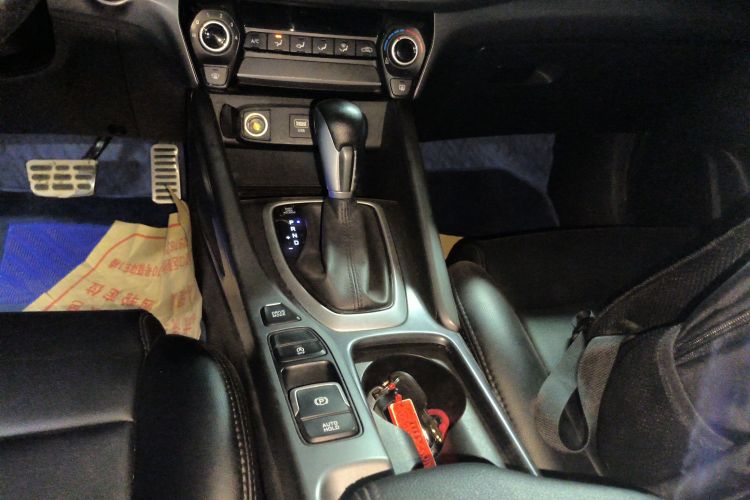 现代 菲斯塔 2019款 240TGDi 运动版 国VI中控内饰18