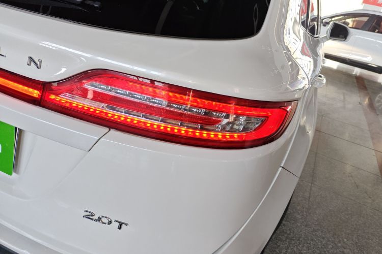 林肯MKC 2017款 2.0T 两驱尊享版车身外观6006