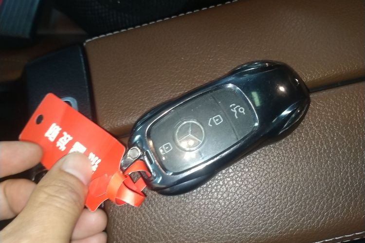 奔驰GLB 2021款 GLB 200 时尚型中控内饰7001