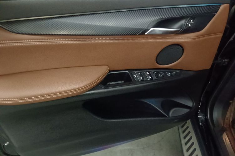 宝马X6 2017款 xDrive35i 领先型中控内饰7007