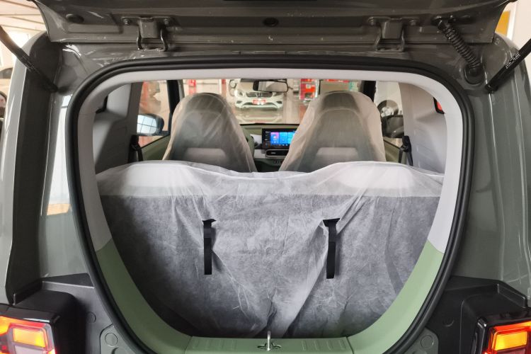 吉利银河 2025款 210km 熊猫骑士机舱底盘23