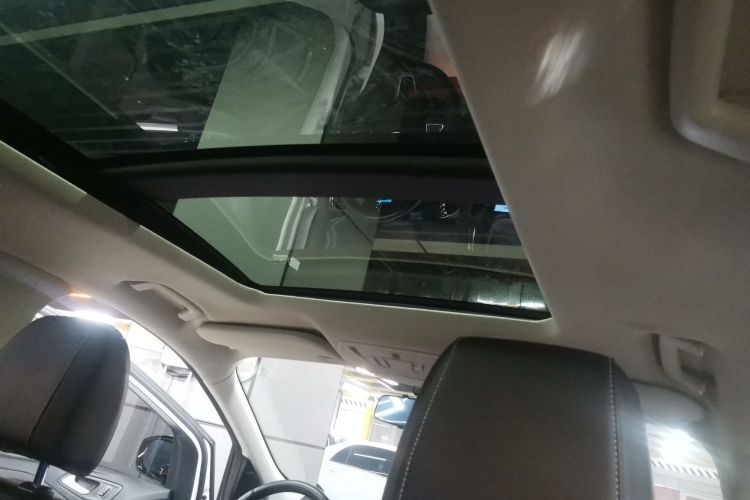 福特 翼虎 2018款 EcoBoost 180 两驱铂翼型中控内饰22