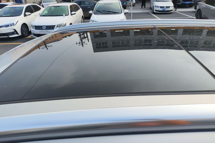 红旗HS5 2019款 2.0T 智联旗享四驱版局部细节57