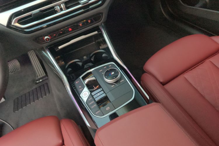 宝马3系 2023款 320Li M运动套装中控内饰18