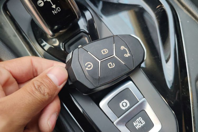 领克02 2019款 1.5T DCT两驱劲版 国VI中控内饰11