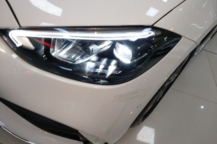 奔驰C级 2022款 改款 C 200 L 运动版局部细节36