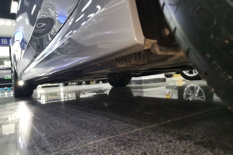 宝马3系 2025款 325Li M运动套装局部细节9002