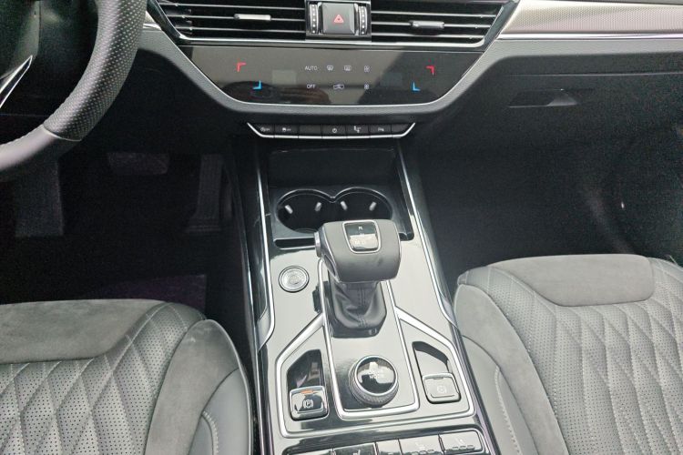 红旗HS5 2022款 改款 2.0T 智联旗享四驱版局部细节18