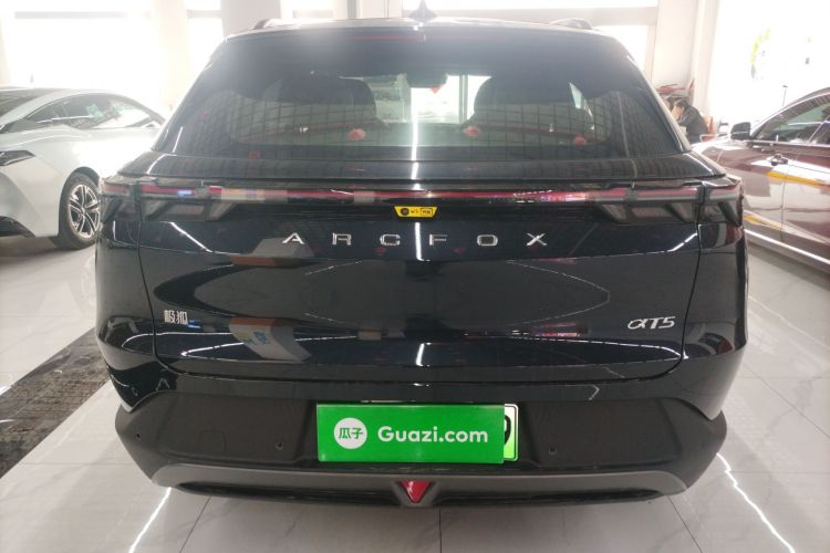 ARCFOX极狐 极狐 阿尔法T5(ARCFOX αT5) 2025款 630 神行版车身外观6