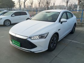 比亚迪 秦PLUS 2024款 荣耀版 DM-i 55KM领先型