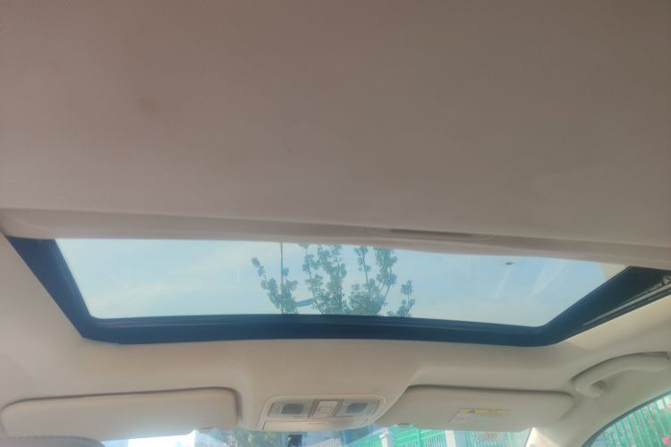 长安 悦翔V7 2015款 1.6L 手动乐享型 国V中控内饰22