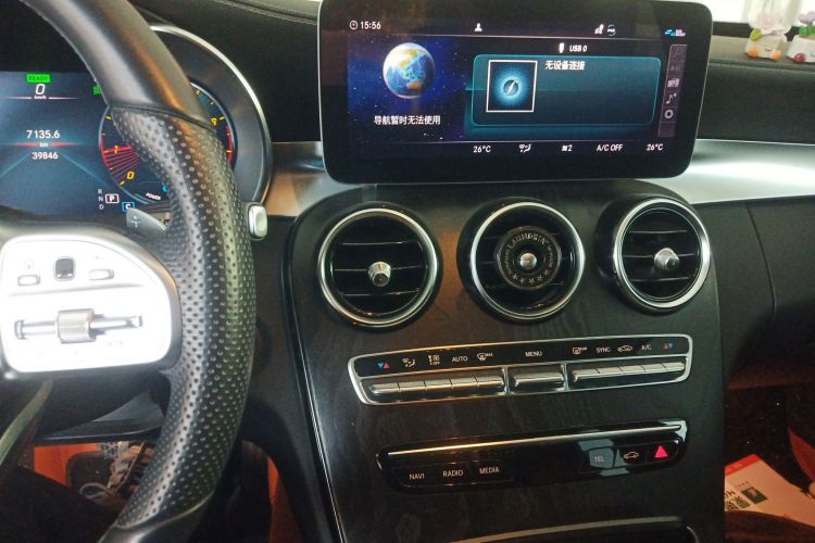 奔驰C级 2021款 C 260 L 运动版中控内饰16