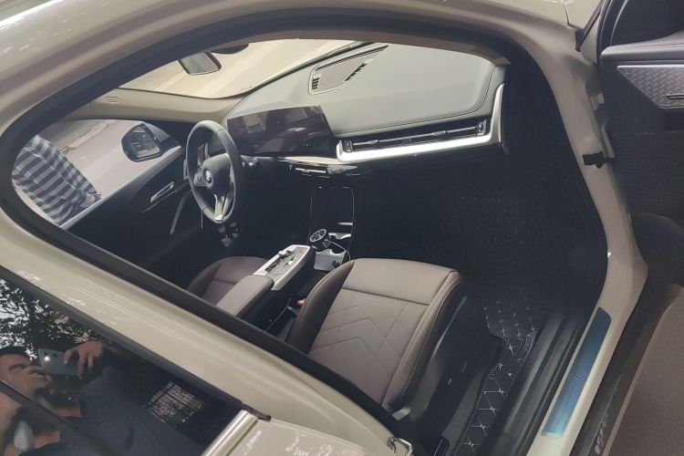 宝马X1 2023款 sDrive25Li X设计套装局部细节9005