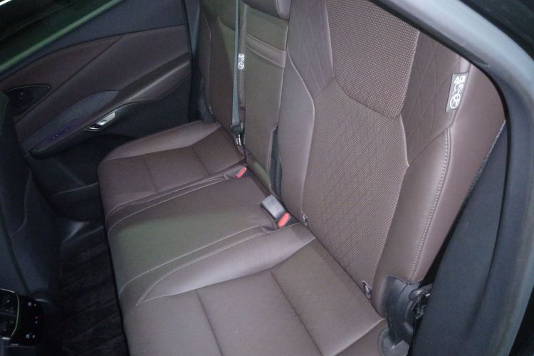 雷克萨斯RX 2023款 350h 四驱醇享版中控内饰21