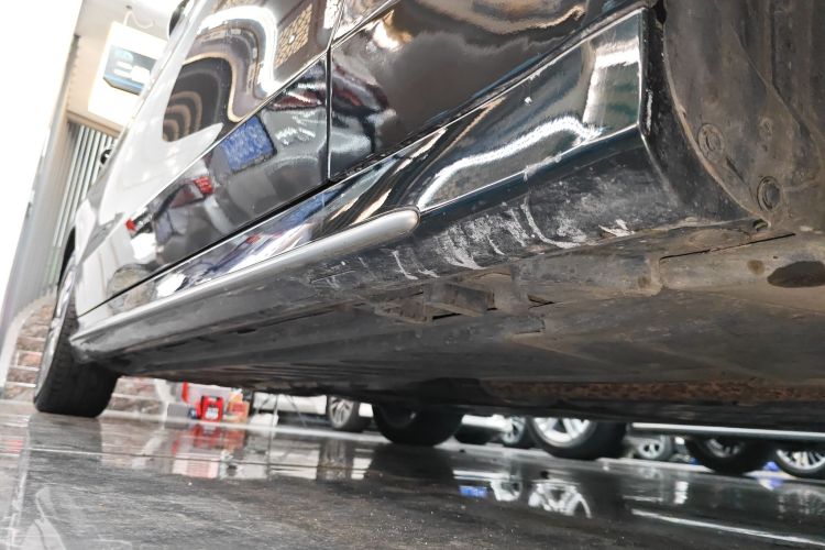 奔驰C级 2021款 C 200 L 时尚型运动版局部细节9001