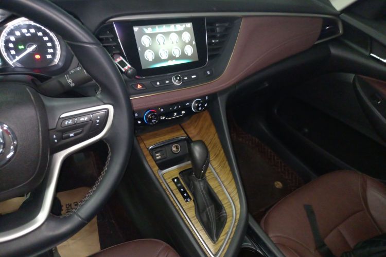 别克GL6 2019款 18T 6座互联豪华型 国VI中控内饰16