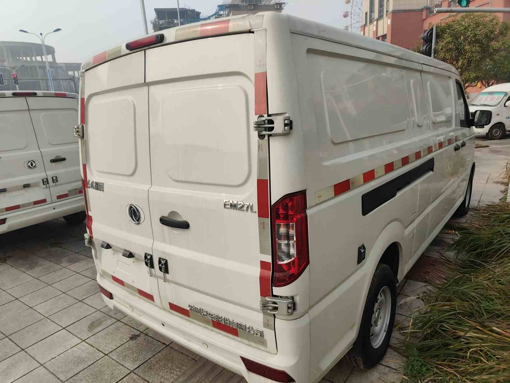 东风 御风EM27 2024款 EM27L 亿纬动力 41.86kWh(5)