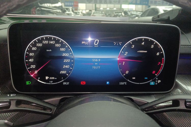 奔驰C级 2023款 C 200 L 运动版局部细节14