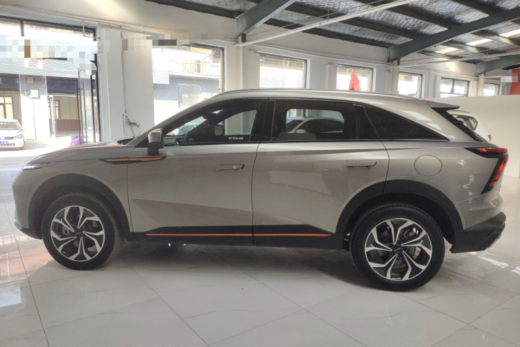 哈弗神兽 2022款 1.5T 智享版DHT车身外观4