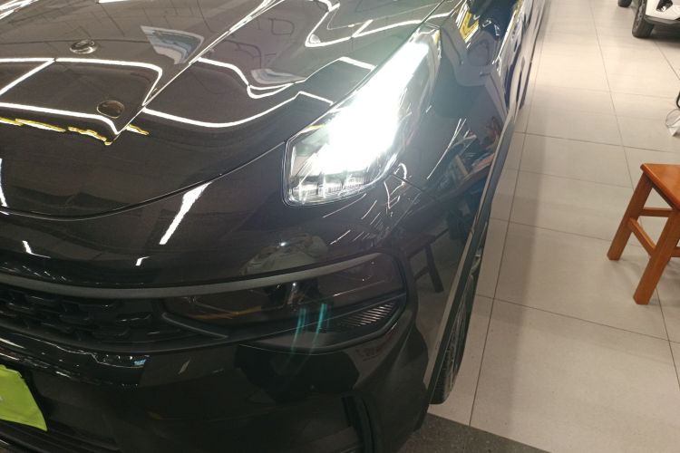 领克01 2021款 2.0TD 四驱暗夜版局部细节36