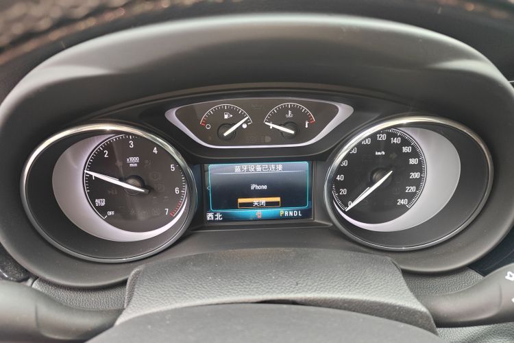 别克 昂科威 2021款 532T 两驱精英型中控内饰14