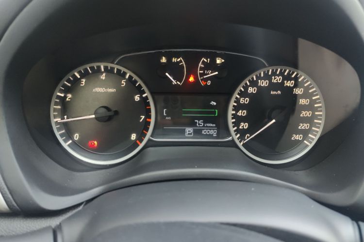 日产 轩逸 2024款 经典 1.6XE CVT舒适版中控内饰14