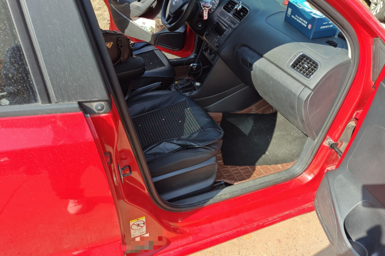 大众 Polo 2014款 1.6L 自动舒适版局部细节9005