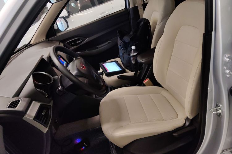 五菱汽车 五菱宏光 2021款 1.5L S标准型LAR局部细节19