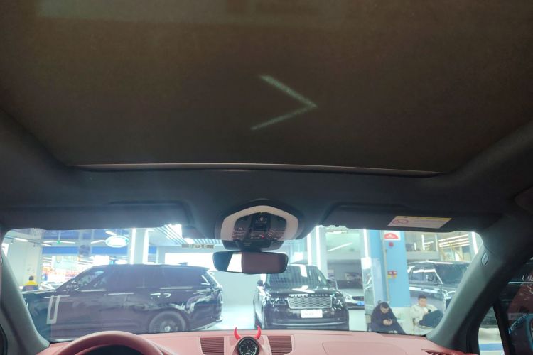 保时捷 2022款 Macan 2.0T中控内饰22