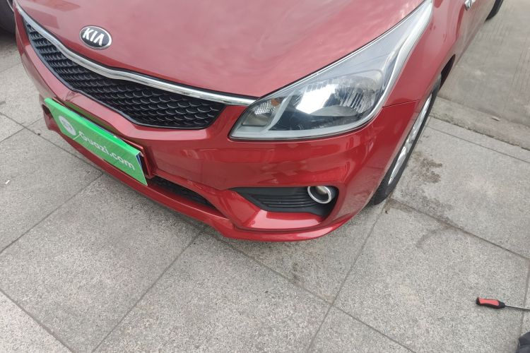 起亚K2 2017款 三厢 1.4L MT GLS局部细节36