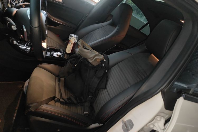 奔驰CLA 2016款 改款 CLA 220 4MATIC局部细节19