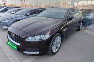 捷豹XFL 2017款 XFL 2.0T 240PS 尊享版