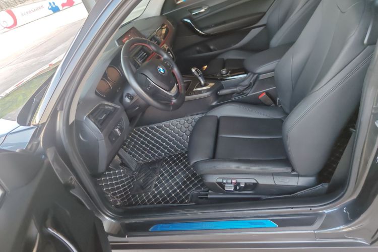 宝马2系(进口) 2019款 225i 运动设计套装中控内饰19